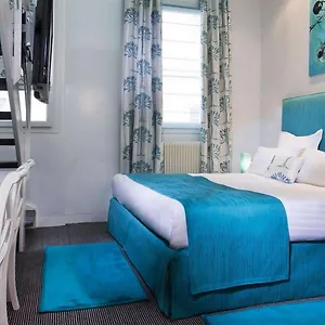 Makom Pereire Hotel Paris