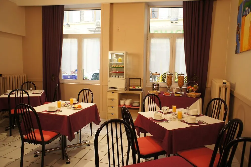 Hotel Des Alpes Die 2*,